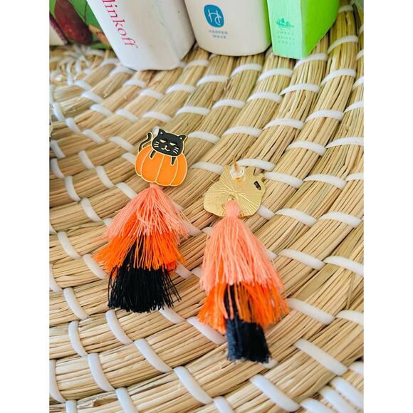 Black Cat/ Pumpkin Fringe Dangle Earrings NWOT - Picture 2 of 3